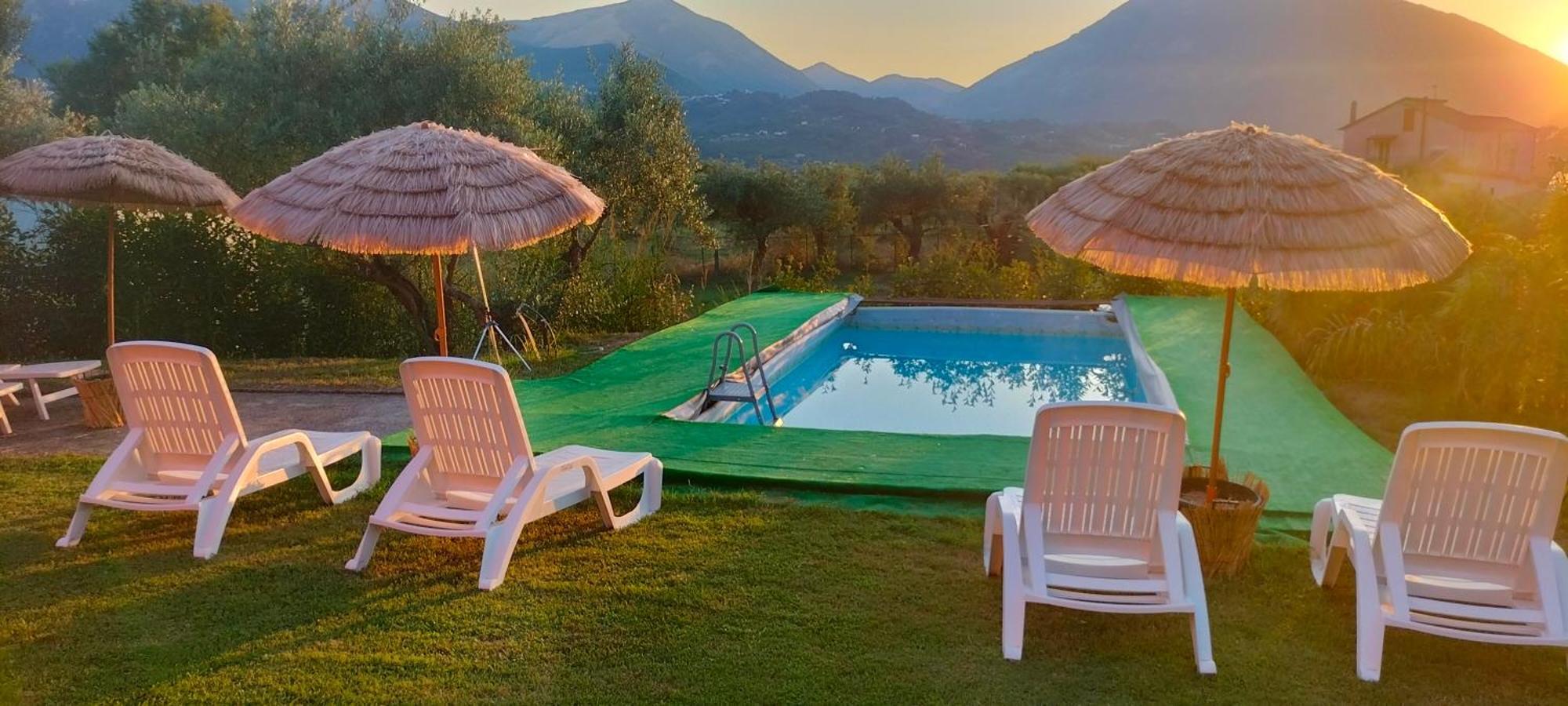 Villa - Malibu' B & B Лаурия Инфериоре Номер фото